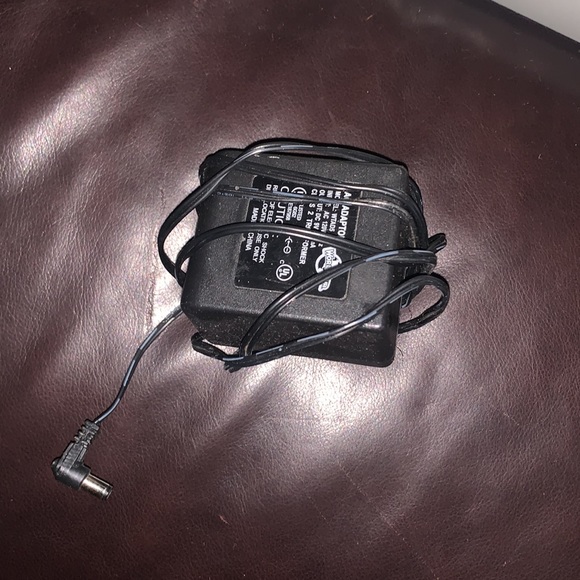 CASIO CTK-4000 PIANO W/ STAND, BOOK GUIDE, & POWER CABLE - Picture 6 of 6